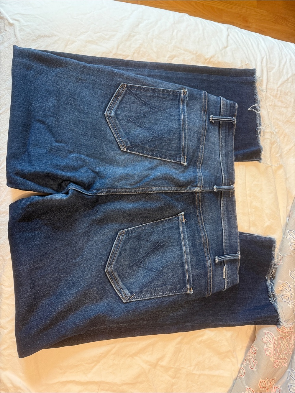 Mother Denim Women’s Hustler Ankle Fray